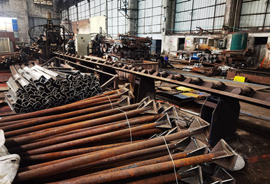 焊板地腳螺栓車間