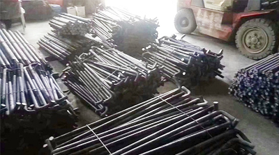 壟展地腳螺栓安裝工藝